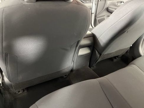 Used 2023 Nissan Sentra S FWD image 39
