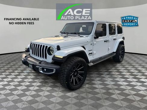 Used 2018 Jeep Wrangler Unlimited Sahara w/ Uconnect 4C Nav & Sound Group AWD/4WD image 2