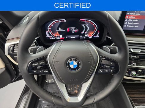 Certified 2023 BMW 530i w/ Premium Package RWD image 18