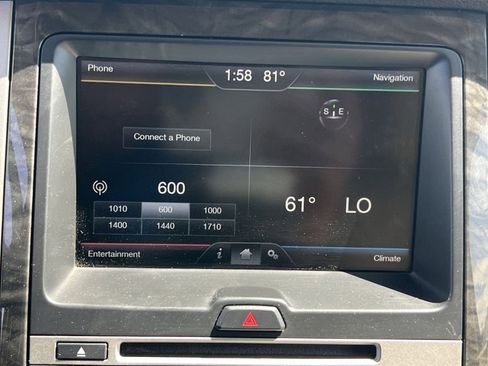 Used 2015 Ford Expedition Limited w/ Equipment Group 301A AWD/4WD image 26