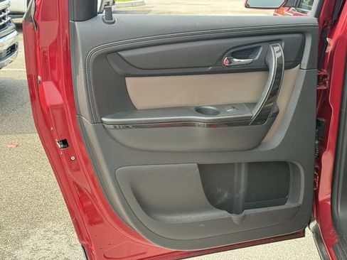 Used 2014 GMC Acadia SLT FWD image 32
