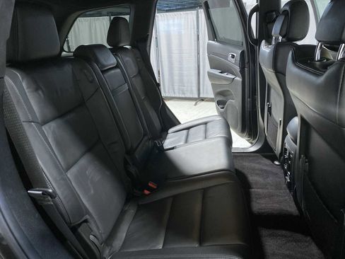 Used 2019 Jeep Grand Cherokee Limited AWD/4WD image 13