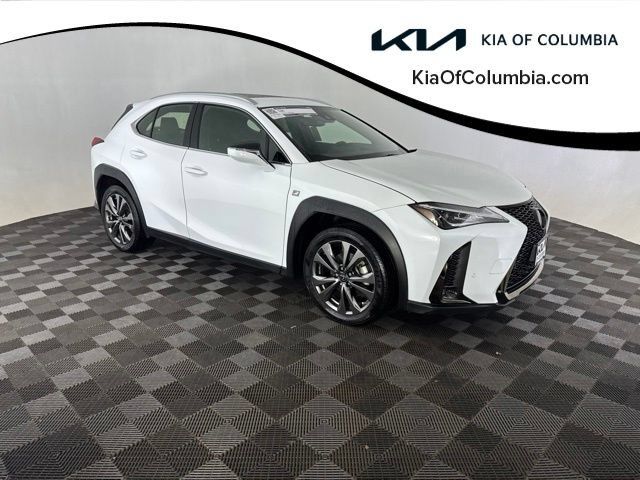 Used 2019 Lexus UX 200 F Sport w/ F Sport Premium Package FWD image 1