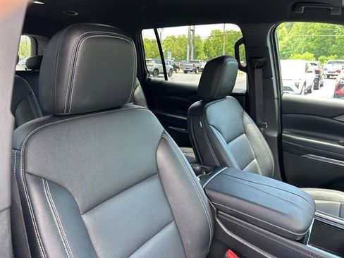 Used 2026 Chevrolet Traverse LT AWD/4WD image 21