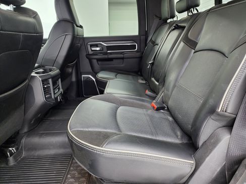 Used 2024 RAM 2500 Laramie w/ Night Edition AWD/4WD image 9
