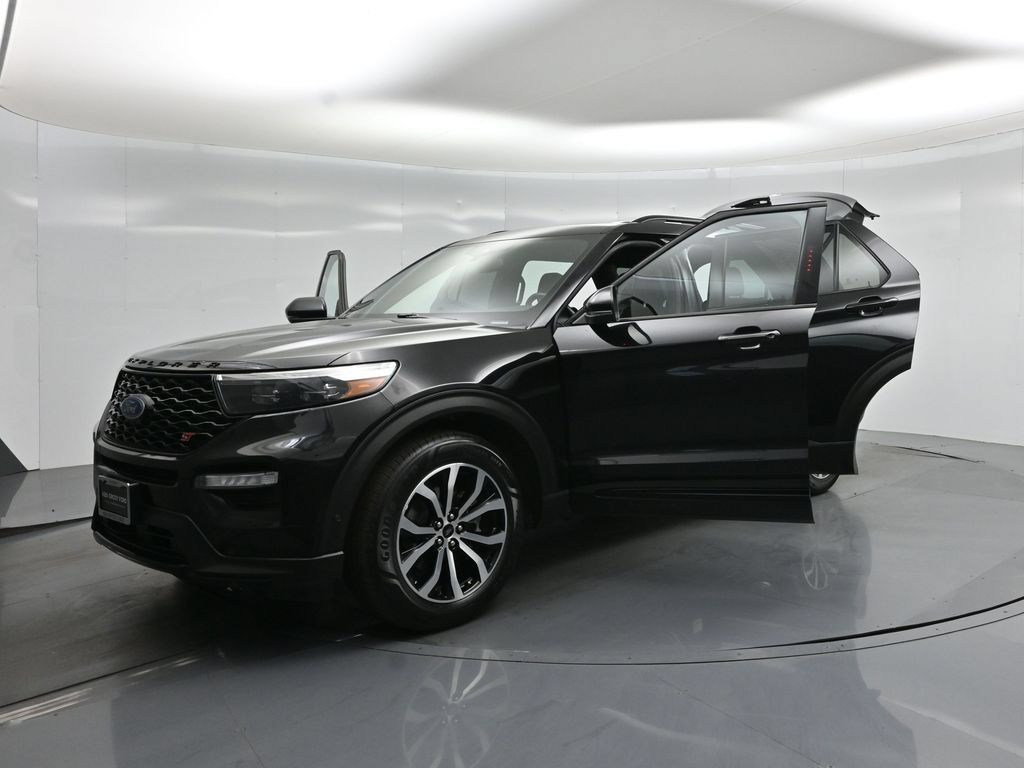 Used 2020 Ford Explorer ST AWD/4WD image 32