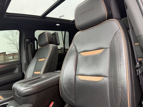 Used 2021 GMC Yukon XL AT4 w/ Rear Media and Nav Package image 12