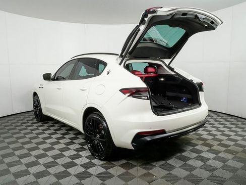 Certified 2022 Maserati Levante Modena image 35