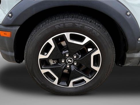 Used 2021 Ford Bronco Sport Outer Banks AWD/4WD image 9
