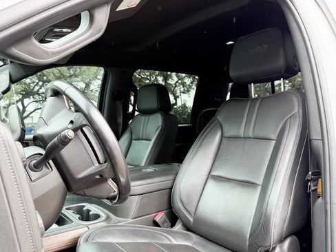 Used 2022 Chevrolet Silverado 3500 High Country w/ LPO, Hitch Package image 10