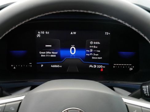 Certified 2023 Volkswagen Taos SE w/ Panoramic Sunroof Package image 21