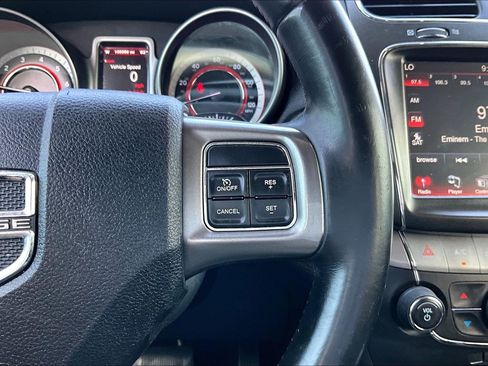 Used 2018 Dodge Journey Crossroad w/ Driver Convenience Group FWD image 20