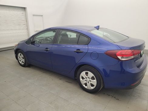 Used 2018 Kia Forte LX image 3