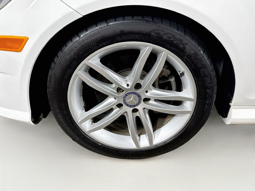 Used 2014 Mercedes-Benz C 250 Sedan image 39