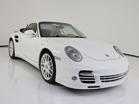 Used 2012 Porsche 911 Turbo S AWD/4WD image 9
