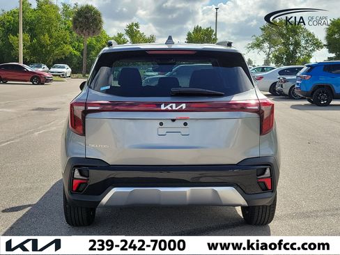 New 2026 Kia Seltos S FWD image 5