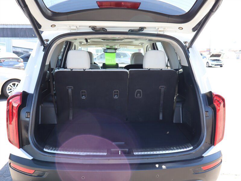 Used 2022 Kia Telluride SX w/ SX Prestige Package AWD/4WD image 14