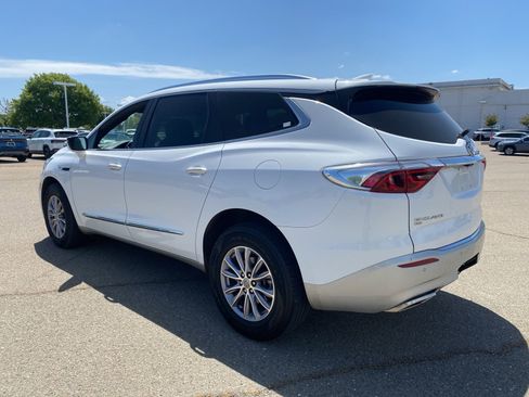 Used 2024 Buick Enclave Premium AWD/4WD image 5