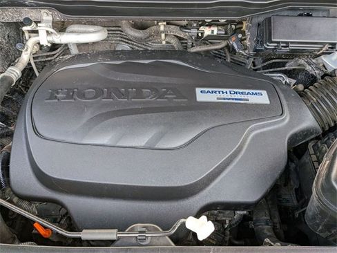 Used 2017 Honda Pilot Touring image 33