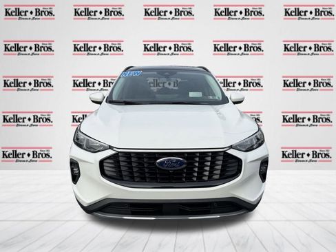 New 2026 Ford Escape Platinum w/ Premium Technology Package image 2