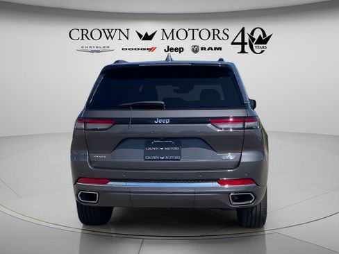 Used 2022 Jeep Grand Cherokee Overland AWD/4WD image 6