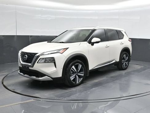 Used 2023 Nissan Rogue Platinum w/ Platinum Premium Package FWD image 9