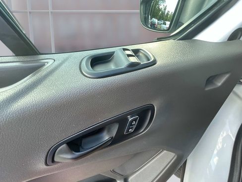 Used 2022 Ford Transit 350 XLT image 19