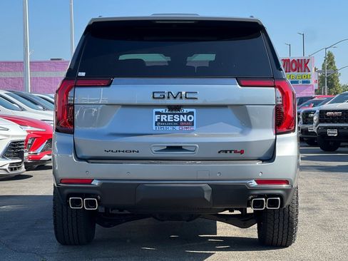 New 2026 GMC Yukon AT4 w/ AT4 Premium Package AWD/4WD image 6