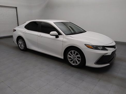 Used 2023 Toyota Camry LE FWD image 11