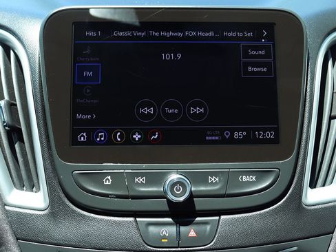 Used 2022 Chevrolet Malibu LT image 45