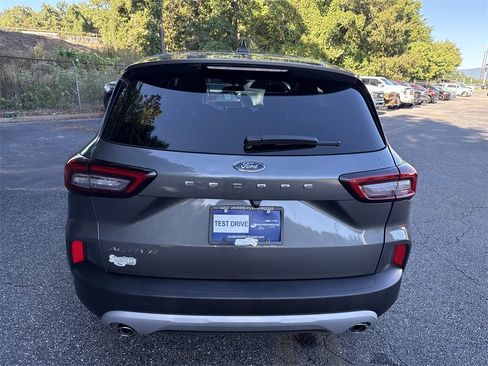 Used 2025 Ford Escape Active image 6