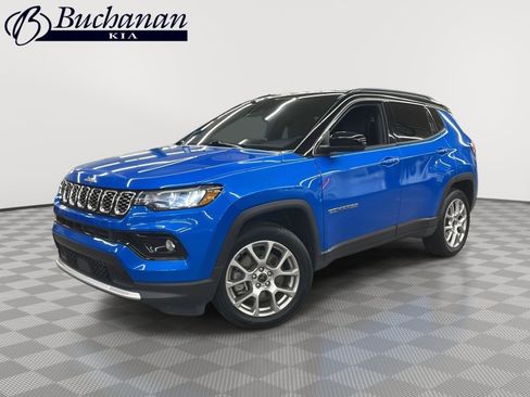 Used 2025 Jeep Compass Limited AWD/4WD image 1