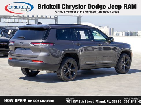 Used 2025 Jeep Grand Cherokee L Altitude image 5
