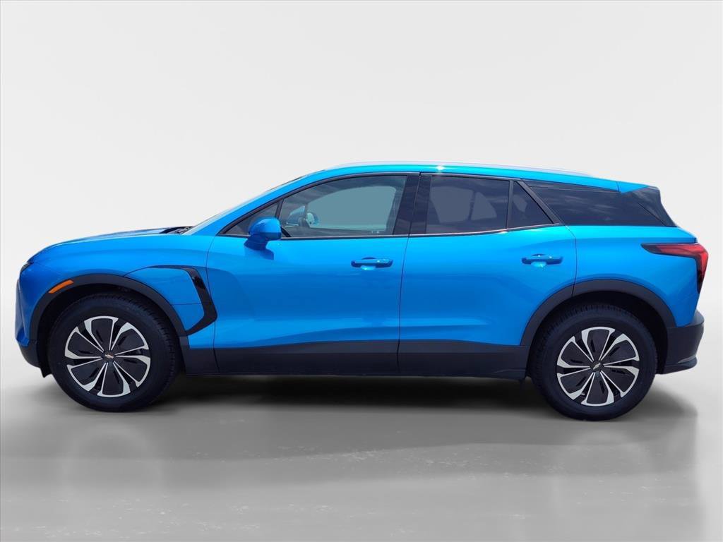 Used 2024 Chevrolet Blazer EV LT AWD/4WD image 2