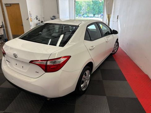 Used 2014 Toyota Corolla LE FWD image 11