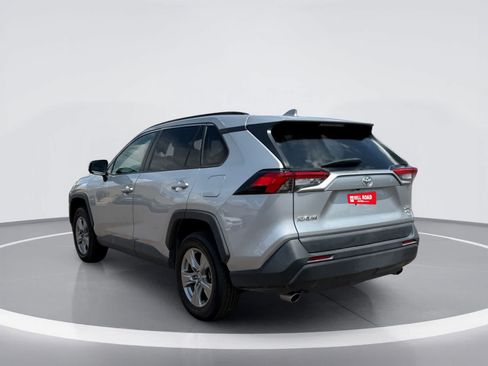 Used 2024 Toyota RAV4 XLE AWD/4WD image 3