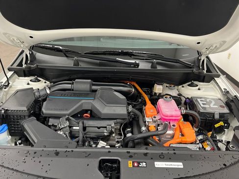 Used 2023 Kia Sportage EX image 24