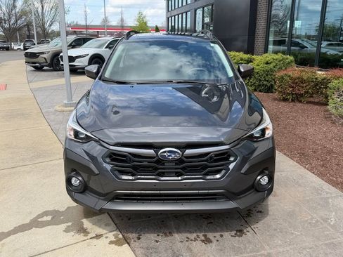 Used 2025 Subaru Crosstrek 2.0i Premium image 8