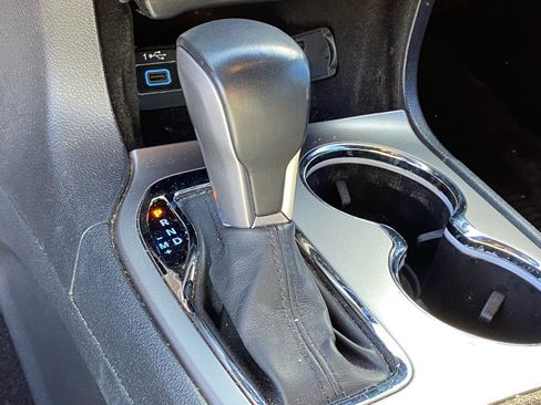 Used 2020 Jeep Grand Cherokee Laredo image 18