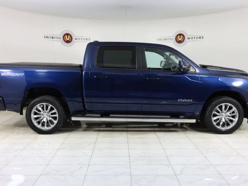 Used 2023 RAM 1500 Laramie AWD/4WD image 2
