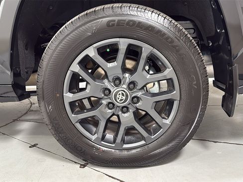 Certified 2026 Toyota Sequoia Platinum image 24