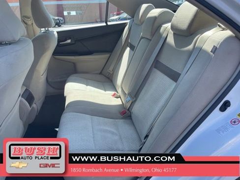 Used 2014 Toyota Camry LE FWD image 23