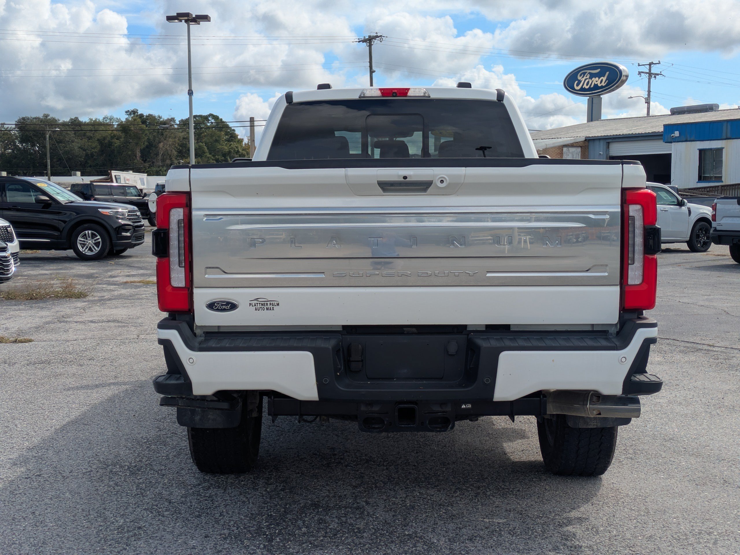 Used 2023 Ford F250 Platinum AWD/4WD image 5