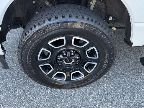 Used 2024 Ford F250 Platinum AWD/4WD image 39
