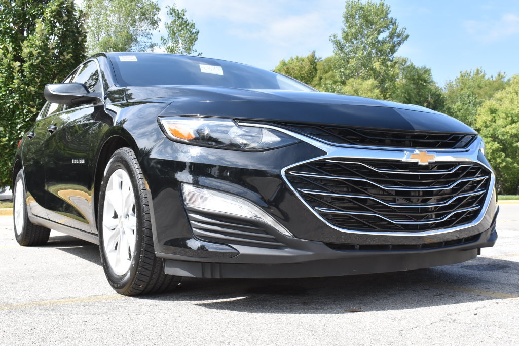 Used 2023 Chevrolet Malibu LT w/ Driver Confidence Package FWD image 2