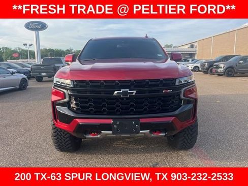 Used 2024 Chevrolet Tahoe Z71 w/ Luxury Package image 2