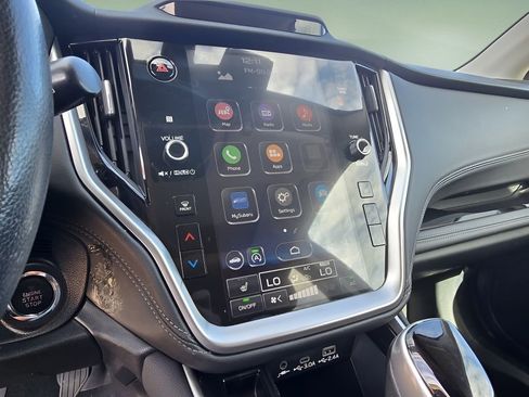 Used 2024 Subaru Outback Limited image 21