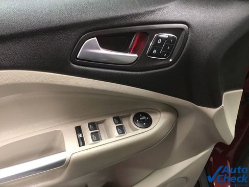 Used 2014 Ford Escape Titanium image 21