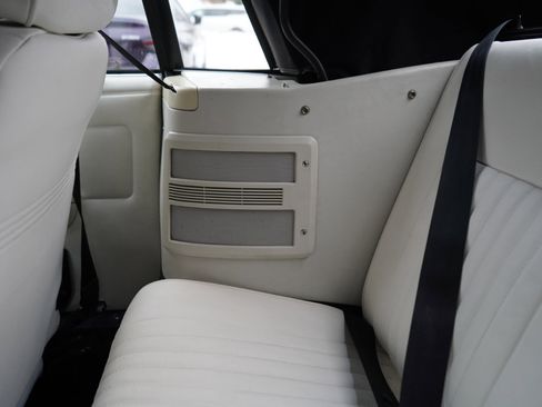 Used 1993 Ford Mustang LX image 63