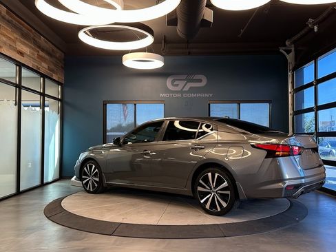 Used 2019 Nissan Altima 2.5 SR image 5